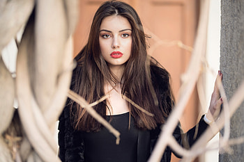 Red lips, brunette, pretty, girl model HD wallpaper