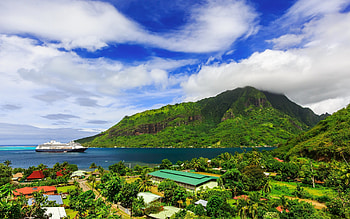 French Polynesia, Mountain landscapes, Resort paradise, Beachfront bliss HD wallpaper