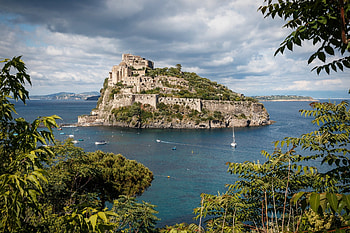 Ultra , Ischia HD wallpaper