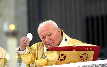 Saint Pope John Paul II, Eucharist, John Paul II, saint, pope HD wallpaper