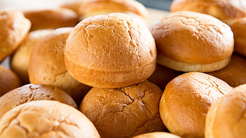Grainy and tasty bun, Wholesome delight, Sweet treat, Texture and flavor HD wallpaper