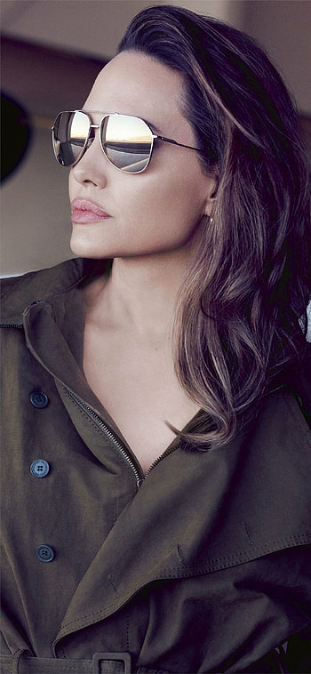 Angelina Jolie, Posted by Michelle Peltier, Striking HD phone wallpaper