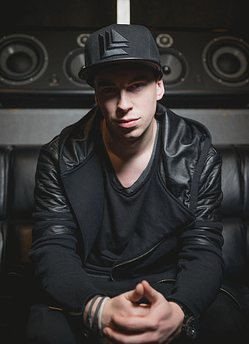 Hardwell , Famous DJs, DJ , Electronic Dance Music HD phone wallpaper