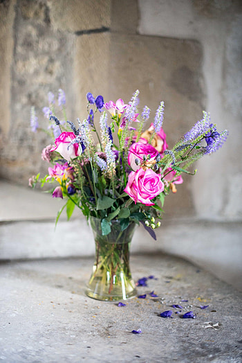 Flowers, Rose Flower, Rose, Bouquet, Vase, Lavender HD phone wallpaper