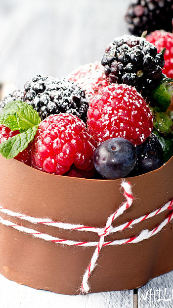 Berries, Raspberry, Blueberry, Food HD phone wallpaper