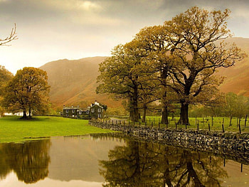 A PLACE OF PEACE, retreats, lawns, peaceful, reflections, landscapes, lakes, ponds, homes, trees, nature, mountains HD wallpaper