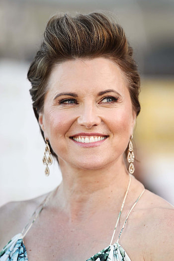Lucy Lawless, TV shows, Profile , Movie database HD phone wallpaper