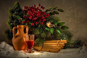 Still life, juice, nice, elegance, pot, bird, room, house, berries, vase, beautiful, arrangement, tender, pretty, branches, flowers, lovely, wine, harmony HD wallpaper