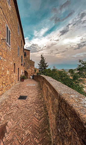 Borgo di Pienza, Tuscan charm, Italian vacation, Beyond the travel HD phone wallpaper