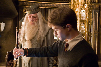Dumbledore, Michael Gambon, Memories HD wallpaper