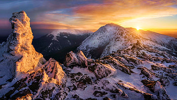 Sunset on Mt. Madison Range, New Hampshire, snow, peaks, clouds, sky, sun, mountains, rocks, usa HD wallpaper