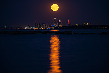 Cities, Water, Night, Moon, City, Building, Reflection HD wallpaper