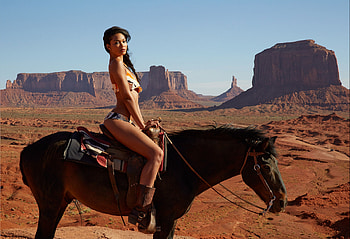 Cowgirl Chanel.., style, monument valley, horse, cowgirl, fun, ranch, outdoors, western, female, bikini, brunettes, fashion, saddle, models, girls, women, chanel iman, boots HD wallpaper
