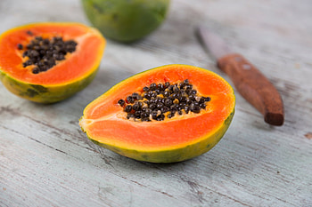 Grow papaya at home, Expert tips, Successful cultivation, MyHomeBook advice HD wallpaper