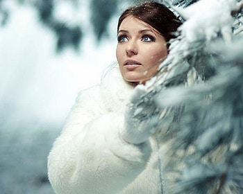 Girl in Winter, cool, girl, in winter HD wallpaper