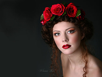 Roses, lady, beautiful, people, look, woman, female, nice HD wallpaper