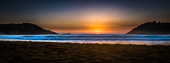 Greece beach, sunset, sand, sea waves, skyline, wide HD wallpaper