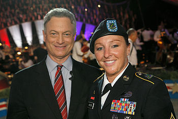 Gary Sinise, Break from Hollywood, Advocating for Troops HD wallpaper