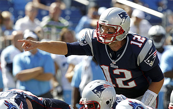Tom Brady, Visual storytelling, Captivating words and , Sporting excellence HD wallpaper