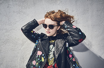 Shannon Purser, sunglasses, beautiful HD wallpaper