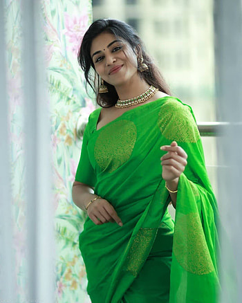 indhuja, street_fashion, thigh HD phone wallpaper