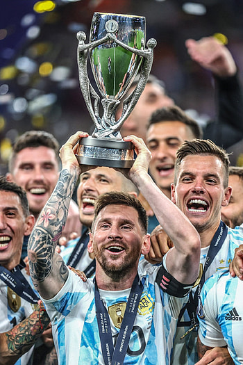 Lionel Messi, Finalissima, Finalissima_Messi, Argentina, Soccer, Messi_Finalissima, Finalissima_2022, Leo_Messi, Football, Lionel_Messi HD phone wallpaper