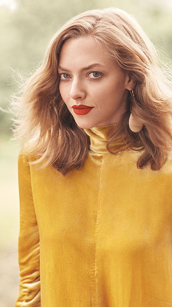 Amanda Seyfried, hollywood actress HD phone wallpaper