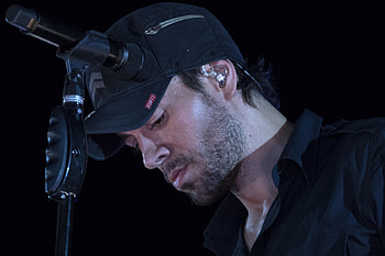 Enrique Iglesias, Hroes music video, Publimetro Perordm HD wallpaper