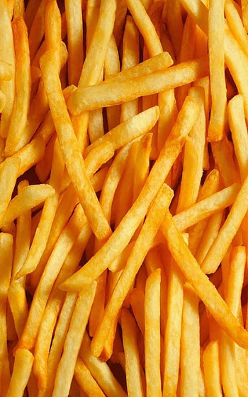 French fries , Tempting visuals, Crispy delights, Perfect for any screen HD phone wallpaper