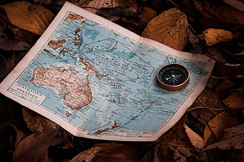 Autumn, Leaves, Miscellanea, Miscellaneous, Map, Compass, Travels, Globetrotting HD wallpaper