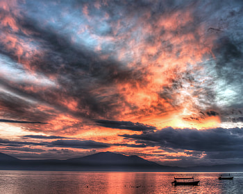 Lake at the Sunset, boat, red, sky, orange, lake, sunset, cloud HD wallpaper
