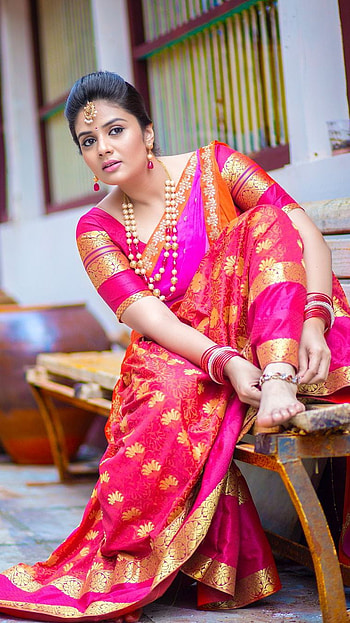 Sreemukhi, telugu actress, saree beauty HD phone wallpaper