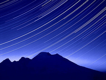 Star Tracks, time to go, whats it mean time HD wallpaper
