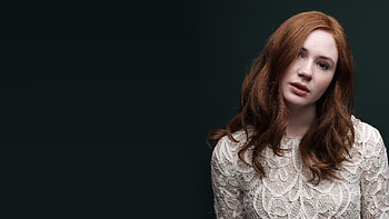 Karen Gillan, closeup, redhead, actress, dark background HD wallpaper