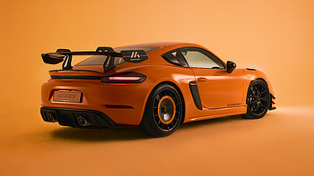 Orange Porsche 718 Cayman GT4 — Ultra, car, Porsche, Porsche 718 Cayman GT4, orange car HD wallpaper