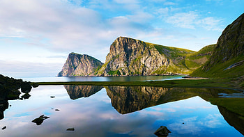 Reflection of Ryten, Lofoten, water, mountains, sea, mirror, clouds, sky, atlantic HD wallpaper