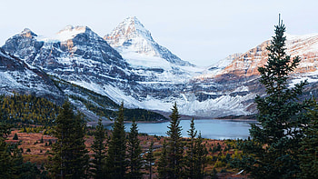 Early morning at Mt Assiniboine, British Columbia, ska, peaks, snow, landscape, clouds, trees, canada, lake HD wallpaper