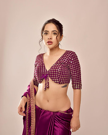 Urfi, human_body, Bollywood HD phone wallpaper