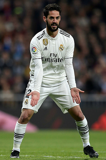 Isco transfer battle, Real Madrid playmaker, Premier League interest, Star player HD phone wallpaper