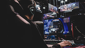 Gamer, Professional gaming career, Living as a gamer, Esports dream HD wallpaper