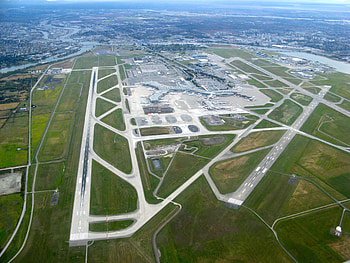 Airports - Vancouver, Canada., Airports, Canada, Vancouver Airport, Vancouver HD wallpaper