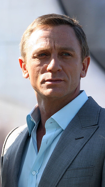 Quantum of Solace, Movie, Quantum of Solace HD phone wallpaper