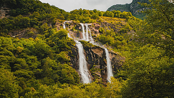 Cascate dell'Acquafraggia, Borgonuovo, Italy, river, cascades, sky, mountains HD wallpaper