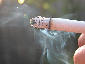 So that is what it looks like, other, smoking, finger, fun HD wallpaper
