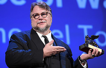 Guillermo del Toro, Golden Lion winner, NZZ, Director HD wallpaper