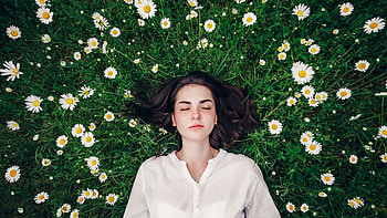 Close eyes, relaxed, outdoor, girl model HD wallpaper