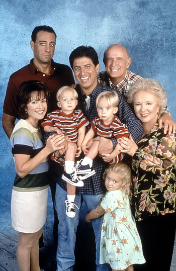 Everybody Loves Raymond, TV Series, CBS casting, Wife role HD phone wallpaper