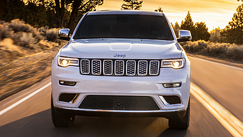 2017 Jeep Grand Cherokee, Luxury meets power, Unforgettable driving experience, Cutting-edge technology HD wallpaper