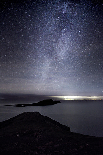 Sea, Night, Dark, Starry Sky, Island HD phone wallpaper