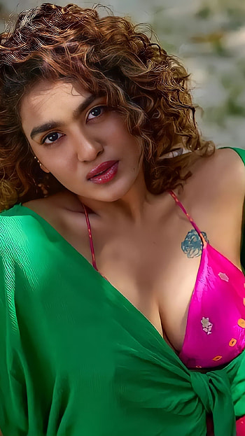 Saniya ayyappan, malayalam actress HD phone wallpaper